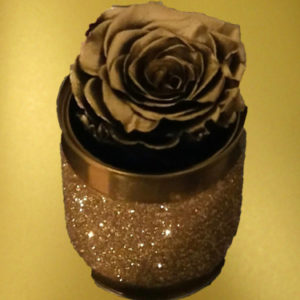Gold-Preserved-Rose-in-small-sparkling-box