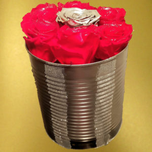 Red-and-Silver-Roses-in-the-Silver-box