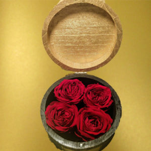 Wooden-box-with-red-roses